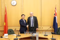 Le vice-Premier ministre Vuong Dinh Hue en visite officielle en Nouvelle-Zélande