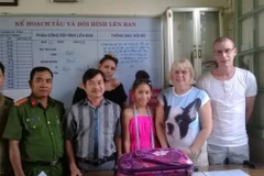 Un touriste britannique reçoit des biens oubliés dans un train du Vietnam