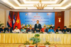 Les jeunes vietnamiens et cambodgiens s'engagent à intensifier leurs liens