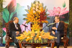 Le secrétaire du Comité du Parti de Hô Chi Minh-Ville reçoit le président du Parlement birman