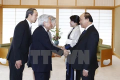 Le PM rencontre l'Empereur et l'Impératrice du Japon