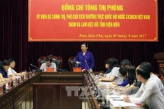 La vice-présiente de l'AN Tong Thi Phong en déplacement à Diên Biên