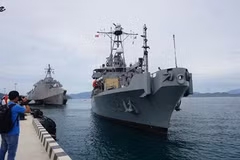 Huitième échange entre la Marine vietnamienne et américaine
