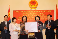 Poursuite des activités de la vice-présidente Dang Thi Ngoc Thinh en Mongolie