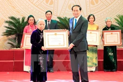 Plus de de 110 Prix Ho Chi Minh et Prix d’Etat à des écrivains et artistes