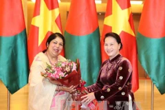 La présidente du Parlement bangladais termine sa visite au Vietnam