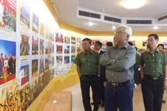 Exposition sur la coopération Vietnam-Laos-Cambodge dans la lutte contre la criminalité