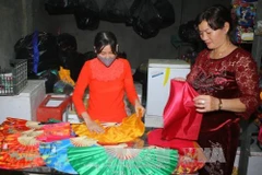 Thua Thiên-Huê développe les villages de métiers traditionnels en association avec le tourisme