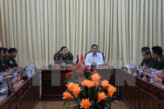 Une délégation militaire cambodgienne en visite à Hau Giang