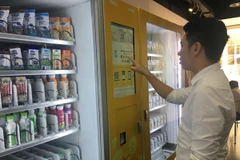 HCM-Ville: Toromart, le dépanneur sans vendeurs qui satisfait les clients 