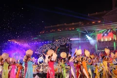 Préparatifs du Festival de la mer de Nha Trang-Khanh Hoa