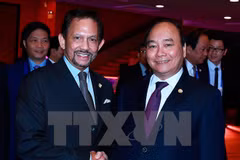 ASEAN : le PM Nguyen Xuan Phuc rencontre le sultan du Brunei