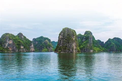 La baie de Ha Long: l’indétrônable beauté
