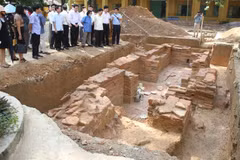 L'excavation d'une tombe ancienne révèle une histoire inconnue