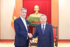Le Vietnam priorise ses liens avec la République dominicaine