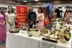 Le stand du Vietnam à la foire. Photo: VNA