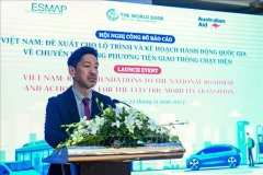 La Banque mondiale propose une feuille de route pour la transition vers la mobilité électrique au Vietnam. Photo: VNA