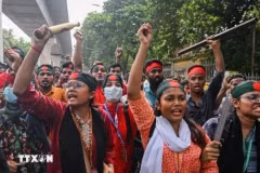 Manifestation contre le gouvernement dans la capitale Dacca, au Bangladesh, le 4 août. Photo: Getty Images/VNA