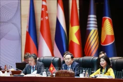 Le Vietnam renforce sa coopération parlementaire en Asie du Sud-Est