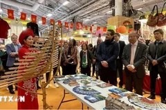 Au pavillon vietnamien à la Foire de Paris. Photo : VNA