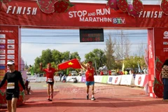 Ils sont plus de 4.500 coureurs à s’élancer le 19 mai, avec l’objectif de franchir la ligne d'arrivée. Photo : VNA