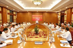 Le secrétaire général et président Tô Lâm (debout) lors de la 26e réunion du Comité de pilotage central pour la prévention et la lutte contre la corruption et la négativité, à Hanoi, le 14 août. Photo : VNA