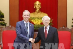 Le secrétaire général du PCV reçoit l’ambassadeur britannique