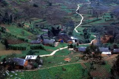 À la (re)découverte du plateau karstique de Dông Van 