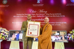 Le vénérable Thich Duc Thien reçoit la distinction indienne Padma Shri 