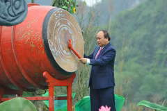 Le PM Nguyên Xuân Phuc inaugure la fête de Tràng An