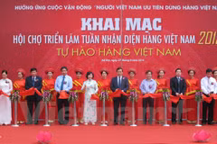 Ouverture d'une Foire-expo sur l’identification des produits vietnamiens 