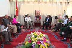 Déminage : une délégation américaine en visite à Quang Tri