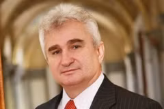 Le président du Sénat tchèque va se rendre au Vietnam