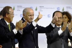 COP21 : adoption de l'Accord de Paris sur les changements climatiques 