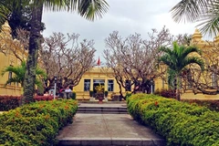 Un musée centenaire qui préserve la sculpture cham 