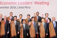 Le président Tran Dai Quang à la première séance plénière du Sommet de l'APEC 2016