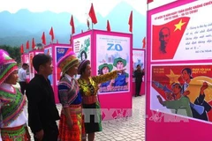 Lancement du concours de design d'affiches de communication pour l'APEC 2017