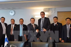 Le Vietnam et la Finlande renforcent les relations entre assemblées
