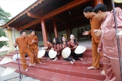 Au pays du chant folklorique Vi, Giam 