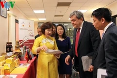 Présentation de produits vietnamiens en Italie