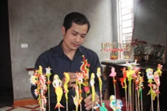 Les artisans de jouets traditionnels sous pression