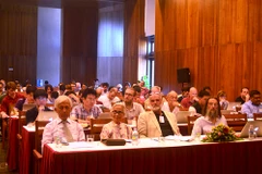 Conférence internationale sur la construction des usines à neutrinos dans l'avenir