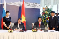 Vietnam et Kazakhstan coopéreront dans le transport ferroviaire