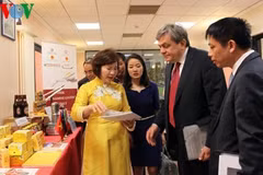 Présentation de produits vietnamiens en Italie