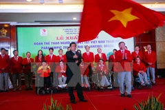 Les sportifs vietnamies partent pour les Jeux paralympiques de Rio 2016 