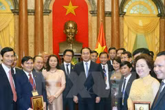 Le président rencontre des entrepreneurs exemplaires