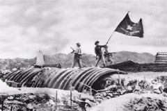 Célébration du 62e anniversaire de la victoire de Diên Biên Phu