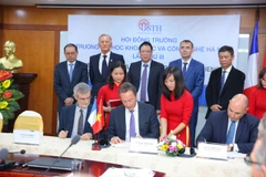 Airbus aide le Vietnam à développer l'industrie de l'aérospatiale