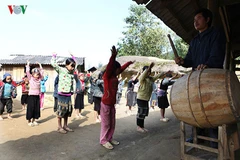 Une école au sommet de Hoang Lien Son