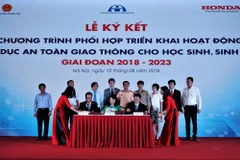 Honda soutient le Vietnam dans la sensibilisation des élèves et étudiants à la sécurité routière